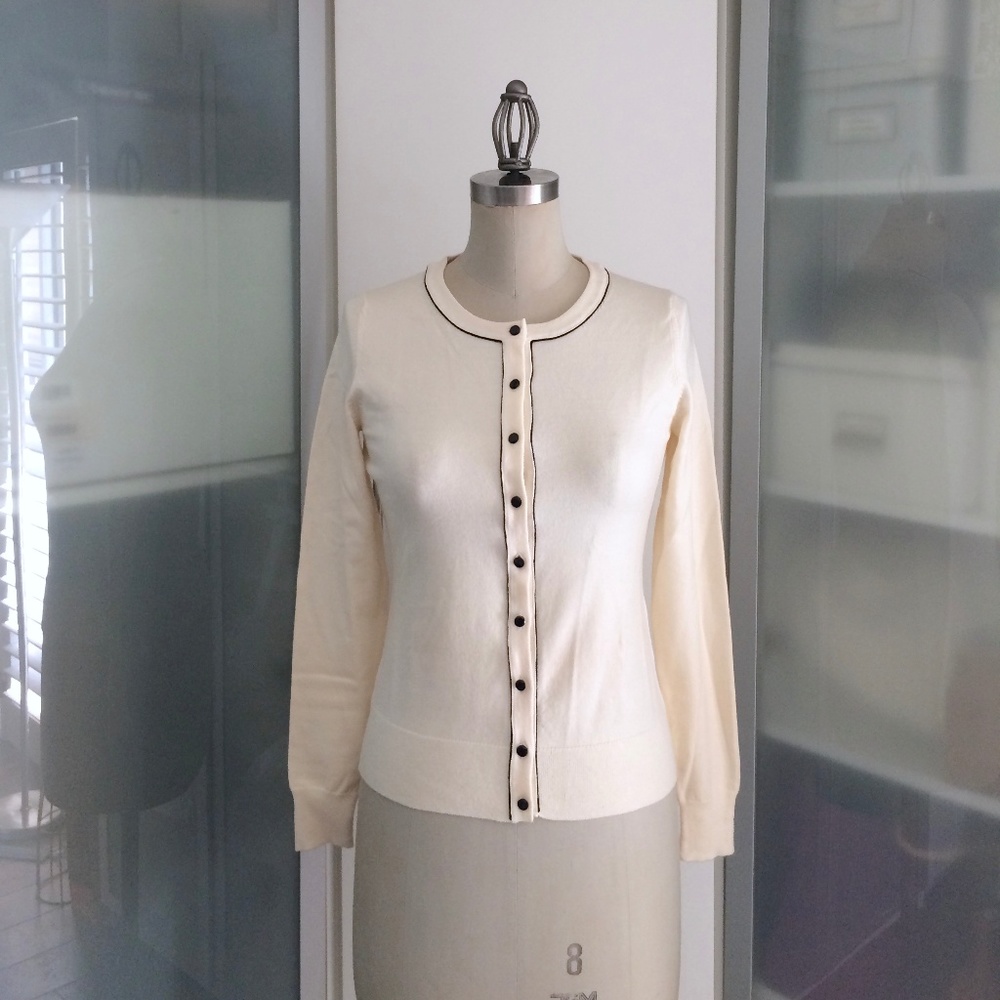 NWT Banana Republic cream and black cardigan s XS